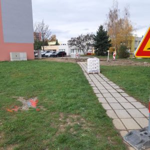 Nový výjazd aj nové parkovisko na Opatovskej ulici
