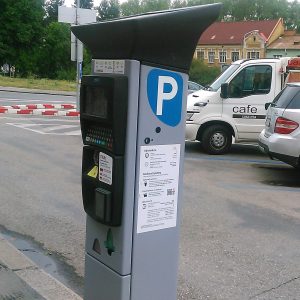 Pribudne trinásť nových parkovacích automatov