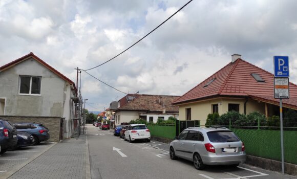 Zmena režimu parkoviska na Kuzmányho ulici