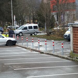 Obmedzené parkovanie pri zimnom štadióne